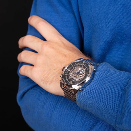 Wainer Wainer Iconic WA.25988-A механические мужские часы часы крупный план черный циферблата