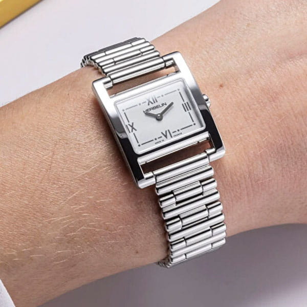 Herbelin Herbelin V Avenue 17537B01 , наручные женские часы фото под углом