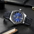Casio MWA-100H-2AVEF наручные мужские часы застежка крупным планом
