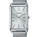 Casio Casio Collection LTP-E156M-7AEF  LTP-E156M-7AEF кварцевые женские часы  серебристый циферблат, браслет нержавеющая сталь — вид спереди