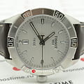 Tissot T1016101603100 наручные мужские часы застежка крупным планом