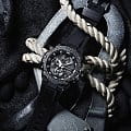 Casio Casio G-Shock GST-B100X-1A  наручные мужские часы фото под углом.