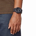 Casio Casio G-Shock GA-140-1A1DR (GA-140-1A1) GA наручные мужские часы фото под углом.