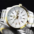 Seiko Seiko 5 Regular SNKM92J1 механические мужские часы часы, крупный план белый циферблат