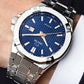 Jaguar Jaguar Diplomatic Quartz J1009/2  швейцарские мужские часы на браслете нержавеющая сталь боковой вид