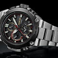 Casio MRG-B1000D-1ADR наручные мужские часы застежка крупным планом