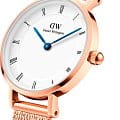 Daniel Wellington Daniel Wellington Petite Roman Numerals DW00100681 petite шведские женские часы на браслете нержавеющая сталь с pvd-покрытием боковой вид
