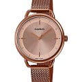 Casio Casio Collection LTP-E413MR-9A  LTP-E413MR-9A кварцевые женские часы  золотой циферблат, браслет сталь с ip покрытием — вид спереди