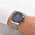 Seiko SSE147J1 наручные мужские часы застежка крупным планом