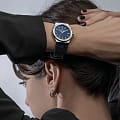 Maurice Lacroix Maurice Lacroix Aikon Quartz AI1106-SS000-430-4  наручные женские часы фото под углом.