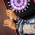 Casio Casio G-Shock GM-5600MF-2E GM наручные мужские часы фото под углом.