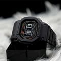 Casio Casio G-Shock DW-H5600-1DR — полный набор фото мужские часы японские