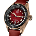 TAG Heuer TAG Heuer Autavia WBE5192.FC8300 мужские часы красный циферблат на запястье