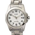 Casio MTP-1215A-7B2 наручные мужские часы застежка крупным планом