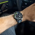 Casio Casio Edifice Scuderia Alpha Tauri Limited Edition EQB-1200AT-1A EQB наручные мужские часы фото под углом.