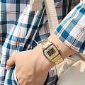Casio Casio Vintage LA680WGA-4C vintage японские женские часы на браслете сталь с ip покрытием боковой вид