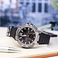 Casio GST-B300E-5AER наручные мужские часы застежка крупным планом