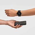 Swatch SB02B103-5300 наручные мужские часы застежка крупным планом