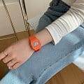 Casio F-91WC-4A2 наручные женские часы застежка крупным планом