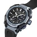 Casio Casio G-Shock Premium MTG-B4000B-1A2DR MTG наручные мужские часы фото под углом.
