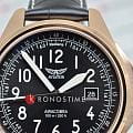 Aviator Aviator Airacobra V.1.38.2.322.4 airacobra швейцарские мужские часы на браслете кожаный боковой вид