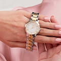 Guess Guess Dress Steel GW0404L2  — задняя крышка сталь металл корпуса американские часы