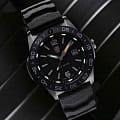 Luminox Luminox Pacific Diver XS.3121  — задняя крышка сталь корпуса швейцарские часы