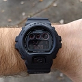 Casio Casio G-Shock DW-6900MS-1 g-shock японские мужские часы на браслете пластик боковой вид