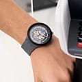 Swatch Swatch Big Bold Swatch Pay! SO27M104-5300  наручные мужские часы фото под углом.