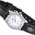Оригинальные часы Casio Casio Collection LTP-1094E-7AR кварцевые калибр механизма  общий вид
