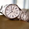 Casio MTP-1384D-7A2 наручные мужские часы застежка крупным планом