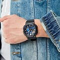 Casio Casio Collection MCW-200H-2AVDF (MCW-200H-2A)  наручные мужские часы фото под углом.