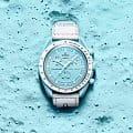 Swatch Swatch x Omega Bioceramic Moonswatch Mission to Uranus SO33L100 женские часы голубой циферблат на запястье
