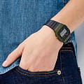 Casio Casio Collection F-91WM-3ADF (F-91WM-3A)  наручные мужские часы фото под углом.