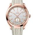 Omega Omega Seamaster Aqua Terra 220.52.41.21.02.001 Aqua Terra 22052412102001 механические мужские часы  серебристый циферблат, браслет каучук — вид спереди